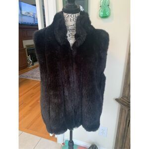 Coaco NY Reversible Soft Faux Fur Sleeveless Black Vest Jacket Winter